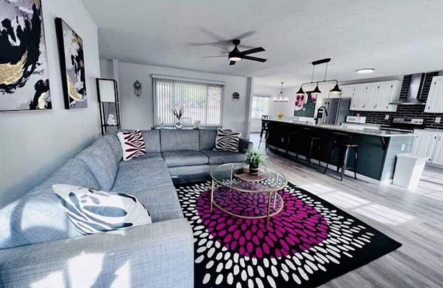 Welcome to “Persimmon Grove” the Cozy Farmhouse with Modern Amenities