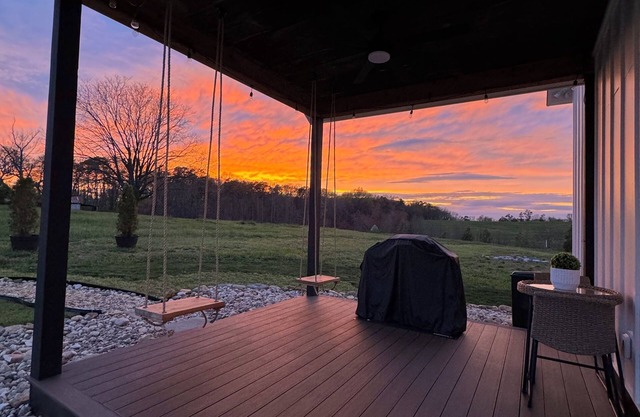 Welcome to Savannah's Cottage, a charming picturesque location nestled in the heart of farming co.