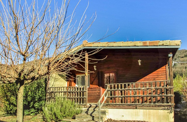 Welcome to sunny South of France ? Discover Thuyets.