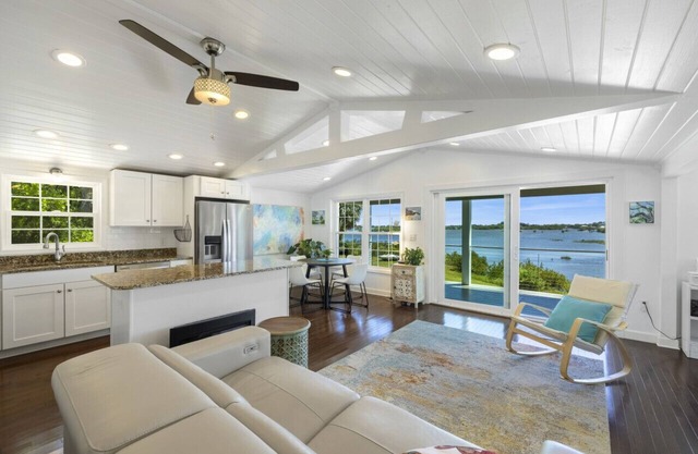 Welcome to Sunrise Cottage Stilt House: A Serene Waterfront Retreat
