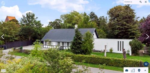 Welcome To The Multihouse In The Countryside