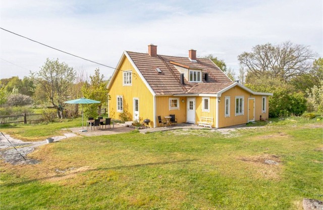 Welcome to this fantastic summer house located on Tjurkö in the Blekinge archipelago. SE03018
