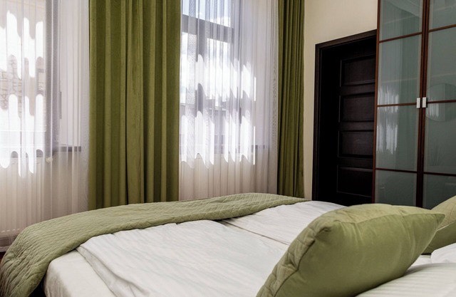 Welcoming apartment with AC in charming Częstochowa