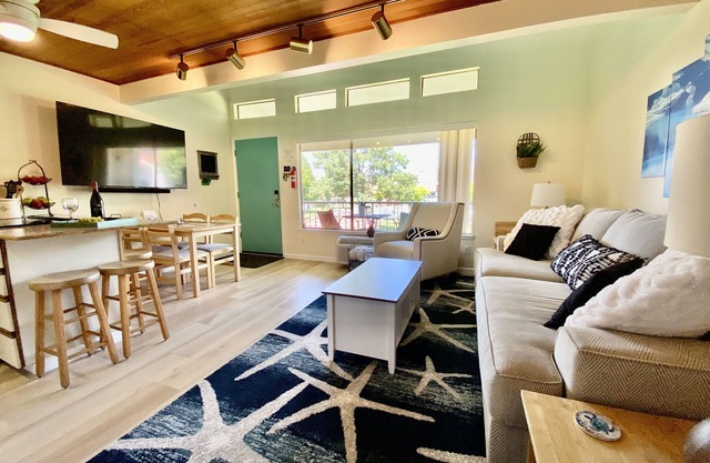 Well Appointed Oasis in the Sun! ☀️⚓️🏖 Pool, Beach, Boat Launch, Gorge, Wineries