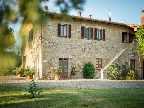 Well-equipped Holiday Home in SPEDALETTO Italy with Private Pool