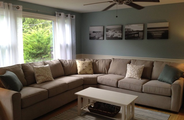 Well-maintained 4 bdrm home, 2 bath home in Bonnet Shores