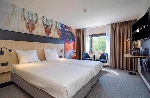 Wellness Stay with Pool and Parking Near Town and Attractions