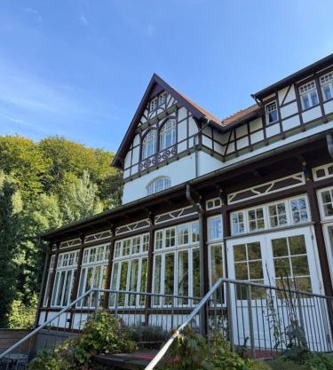 Wellnesshotel Waldquartier GmbH