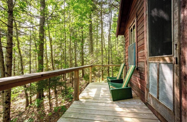 West Camp Stay - Cabins 5 + 6