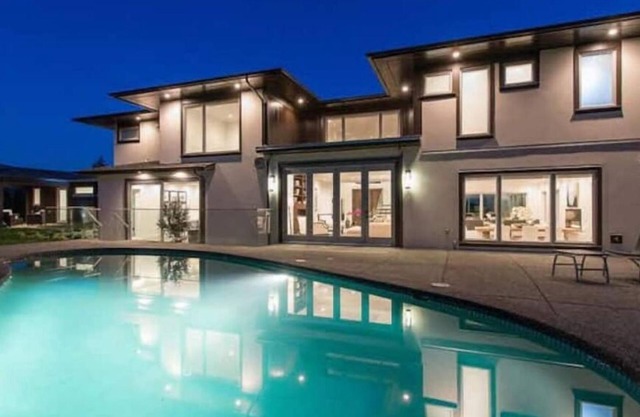 West Vancouver Luxury Estate