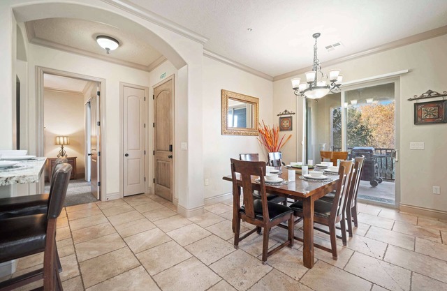Western Front - Rustic Charm & Comfort