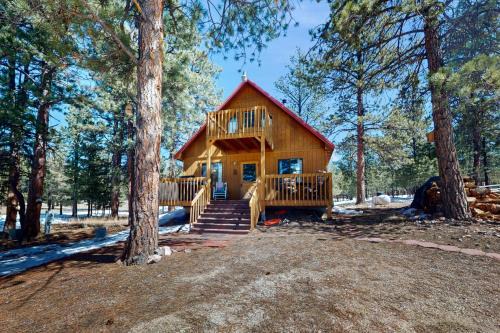 Wet Mountain Retreat with Breathtaking Views