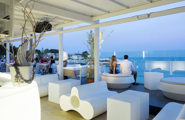 White Bay Resort
