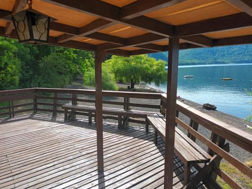 White Cottage - Cabaña - Acceso directo a playa y cancha de tenis - Direct beach access and tenis court - Huincalafquen