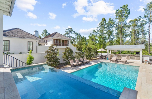 White Dove Cottage ~ Private Pool
