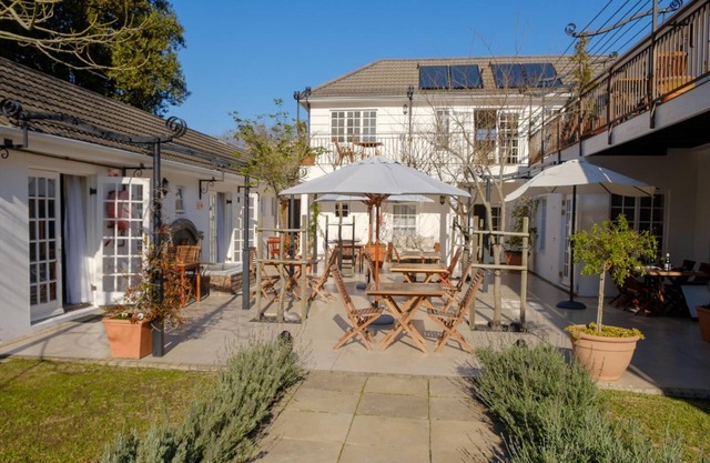 White Lodge Constantia Guest House