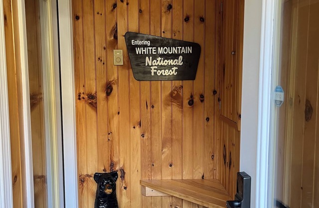 White Mountain RetreatnBase Camp for Hiking, Biking and River fun!