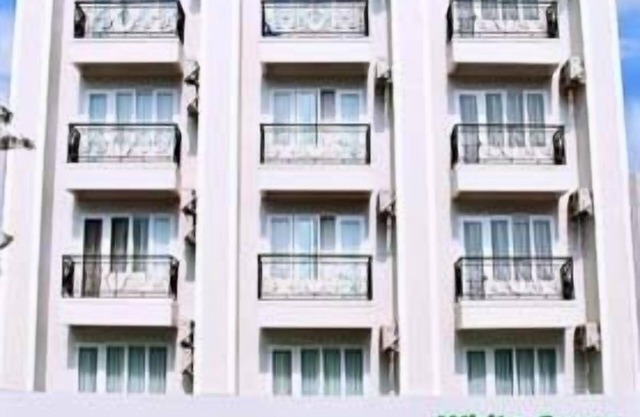 White Swan Apartment