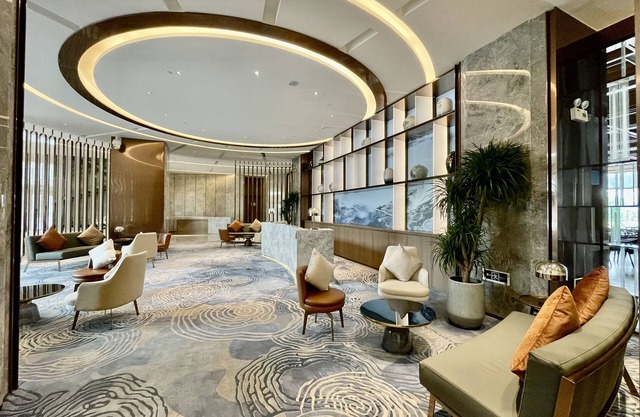 White Swan VYV Hotel