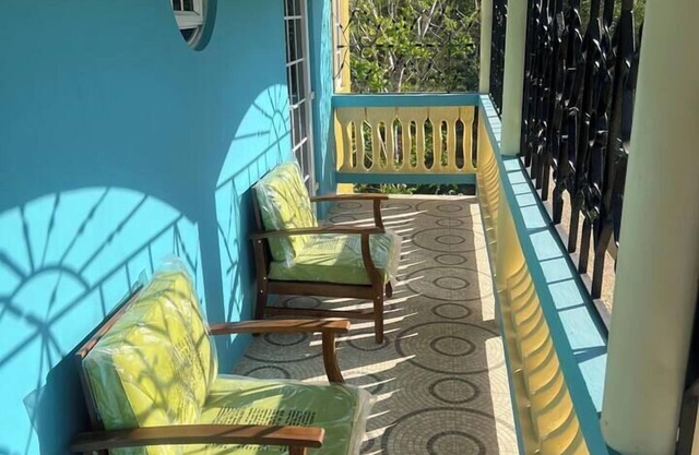 Whitehall Villa in Negril 6b/5.5b