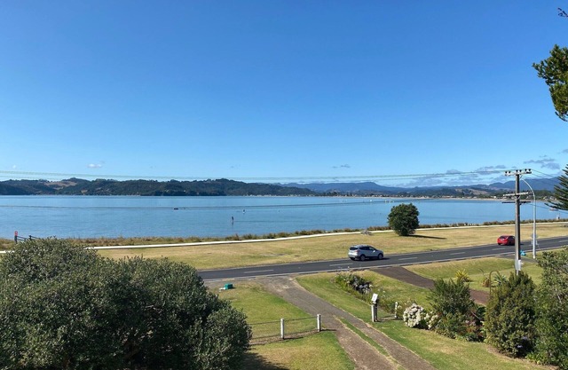 Whitianga Beachfront, with extensive views across Mercury Bay.