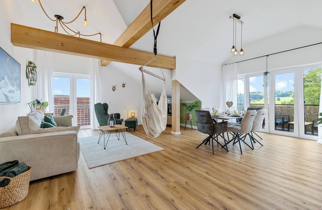 WIESEN.glück - Allgäuer Bergidyll nCharmante Dachwohnung mit Bergblick