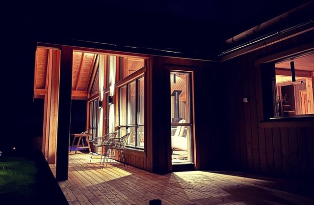 Wildlife luxury holiday house