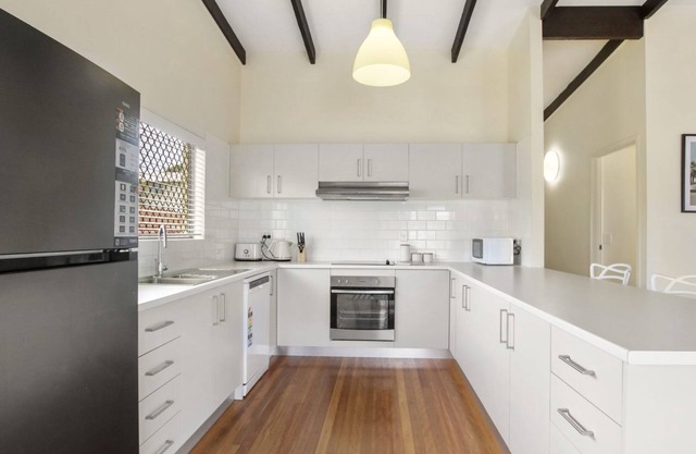 William St 1/70 Moffat Beach