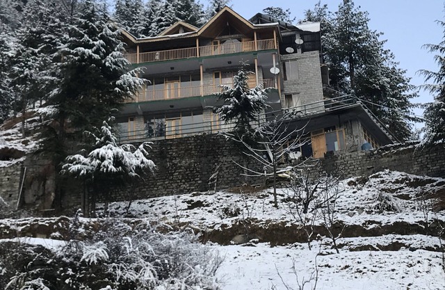 Wind Chimes Family Guest House Welcomes You