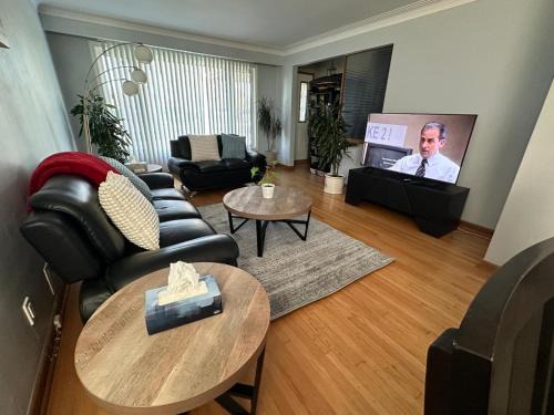 Winnipeg 4 bedrooms cozy home