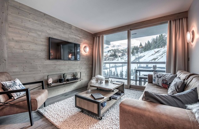 Winter Courchevel/Phoenix 502, proche commerce