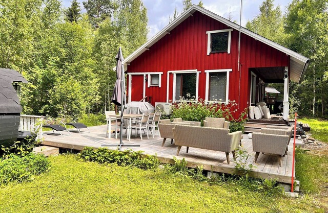 Winter Wonderland Cabin in Hämeenlinna, Finland