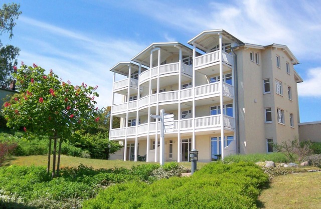 With sea view and balcony, use of swimming pool and sauna - Sea view apartment 37