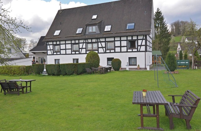 Wohnung in Silbecke mit Pool und Wald