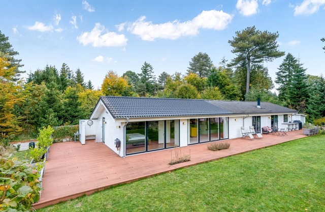 "Wolfger" - 250m from the sea by Interhome