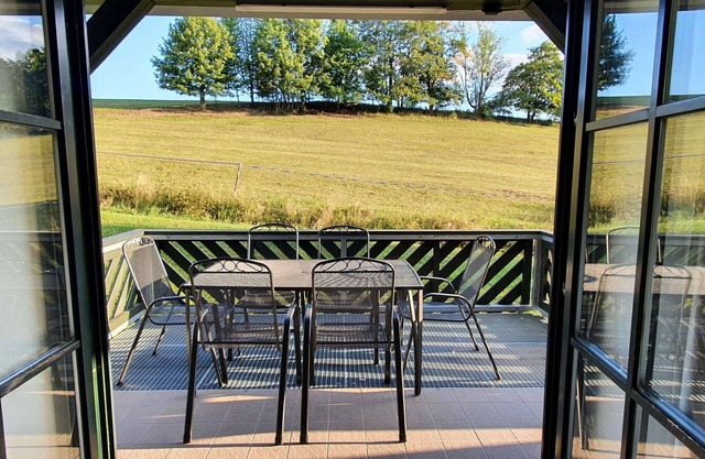 Wonderful private villa for 8 people with pool, WIFI, TV and terrace