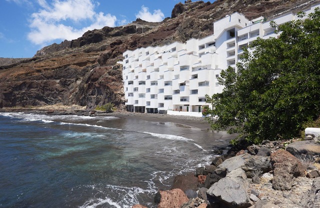 Wonderful beach apartment in paradise
