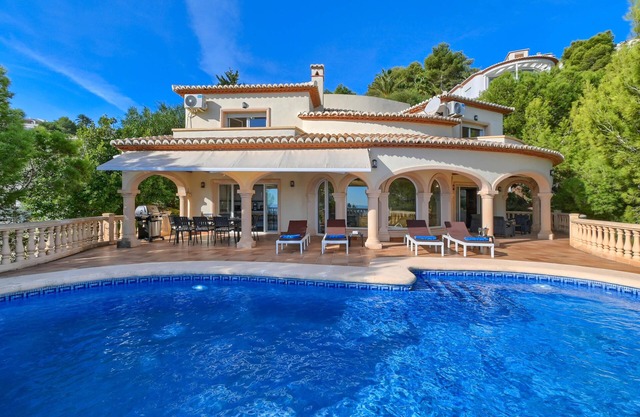 Wonderful and comfortable villa in Javea, Costa Blanca, Spain with private pool for 8 persons