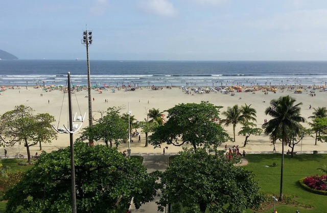 WONDERFUL APT. 3 BEDROOMS IN FRONT OF THE SEA, ON THE SAND AT GONZAGA BEACH /