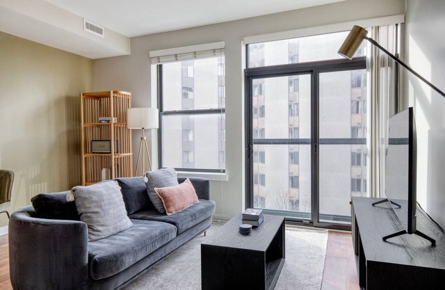 Wonderful Mount Vernon 1BR w/Pet Washing & Bike Storage, by Blueground
