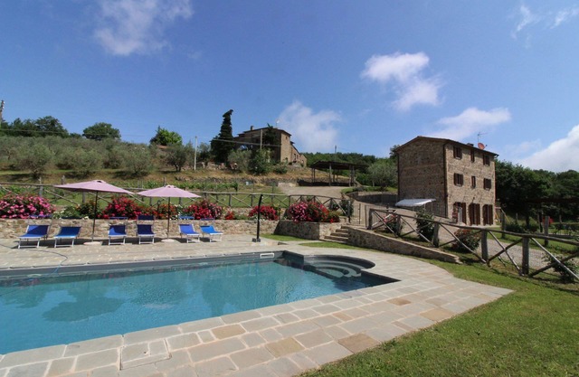 Wonderful private villa for 7 guests with private pool and TV