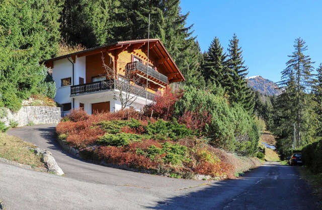 Wonderful private villa for 8 people with WIFI, TV and balcony