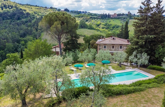 Wonderful private villa for 12 guests with WIFI, private pool, A/C, TV and panoramic view