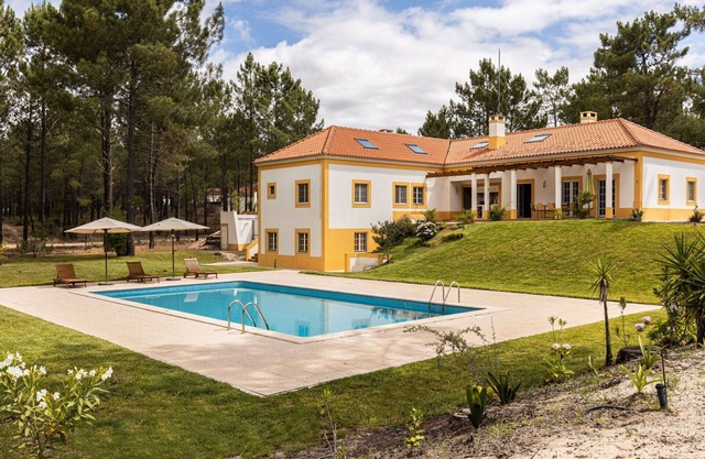 Wonderful private villa for 8 people with private pool, TV and terrace
