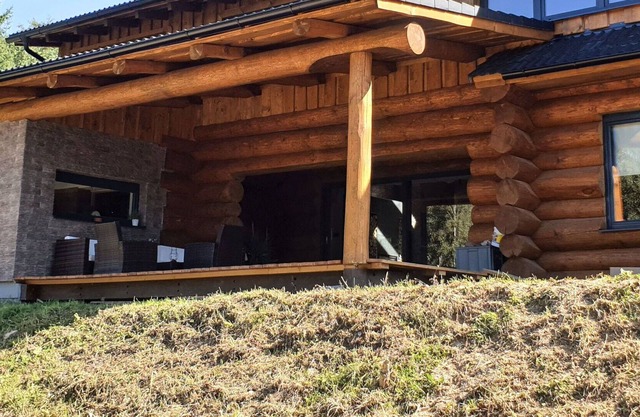 Wonderful private villa for 17 guests with hot tub, terrace, panoramic view and parking