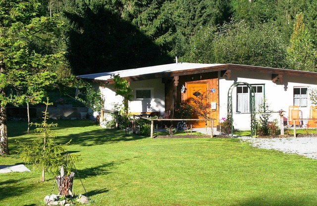 Wonderful private villa for 4 guests with WIFI, TV, terrace and pets allowed