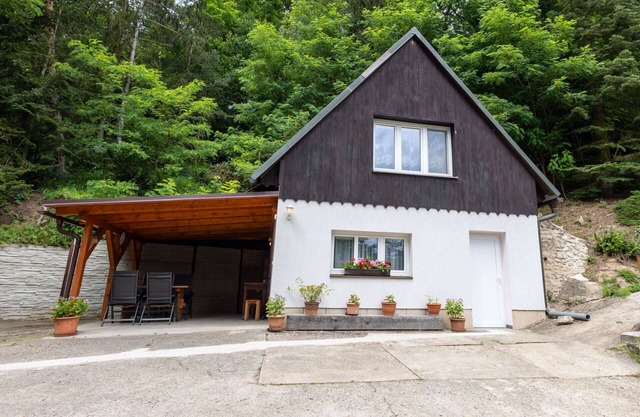 Wonderful private villa for 4 people with WIFI, TV and patio