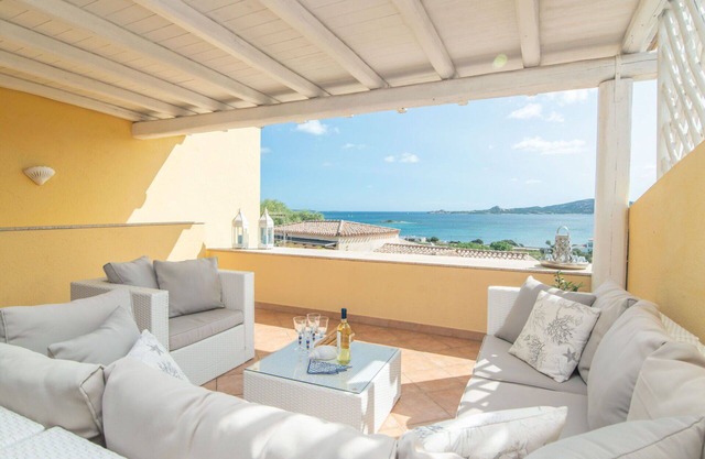 Wonderful private villa for 6 people with A/C, TV, terrace and panoramic view