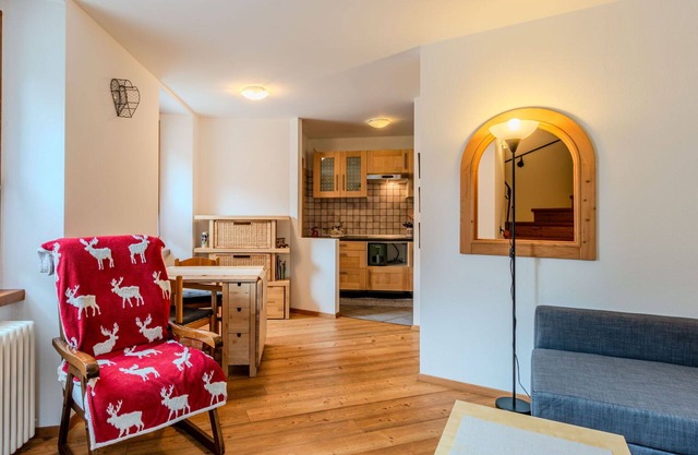 Wonderful private villa for 4 people with WIFI, TV and balcony