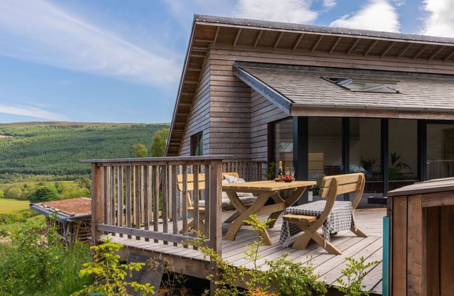 Wonderful private villa for 8 guests with WIFI, TV, terrace, panoramic view and parking